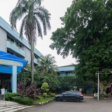 Reddoorz Plus Near Kebayoran Baru Blok S Yakarta Exterior foto