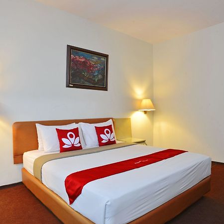 Reddoorz Plus Near Kebayoran Baru Blok S Yakarta Exterior foto
