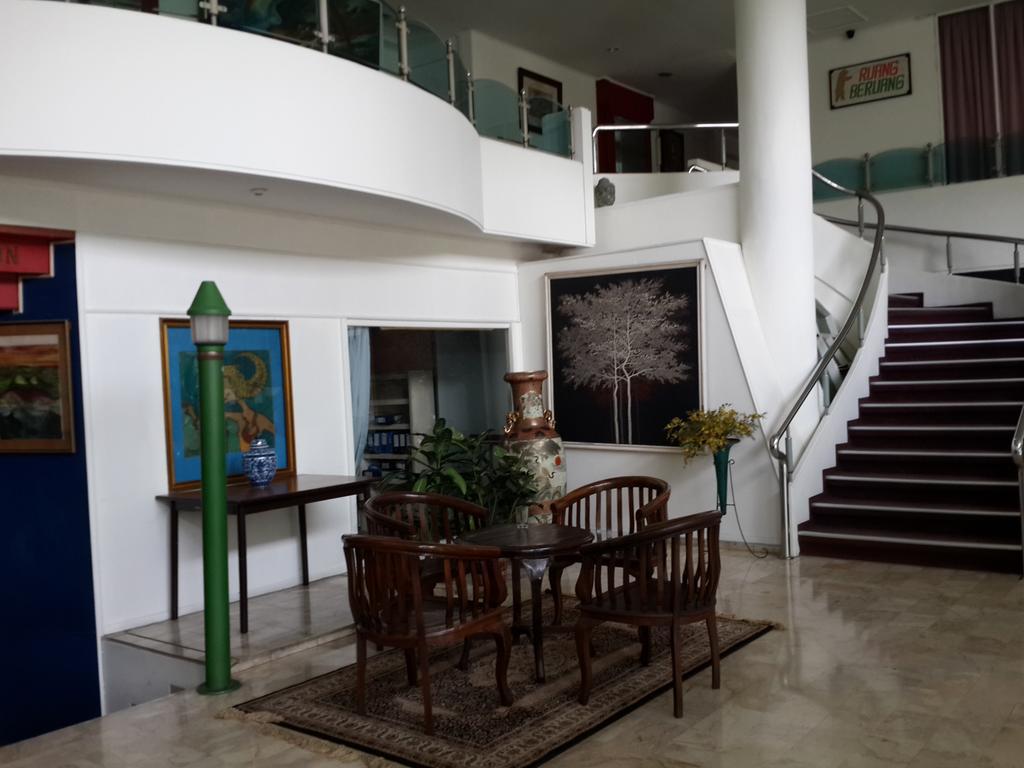Reddoorz Plus Near Kebayoran Baru Blok S Yakarta Exterior foto