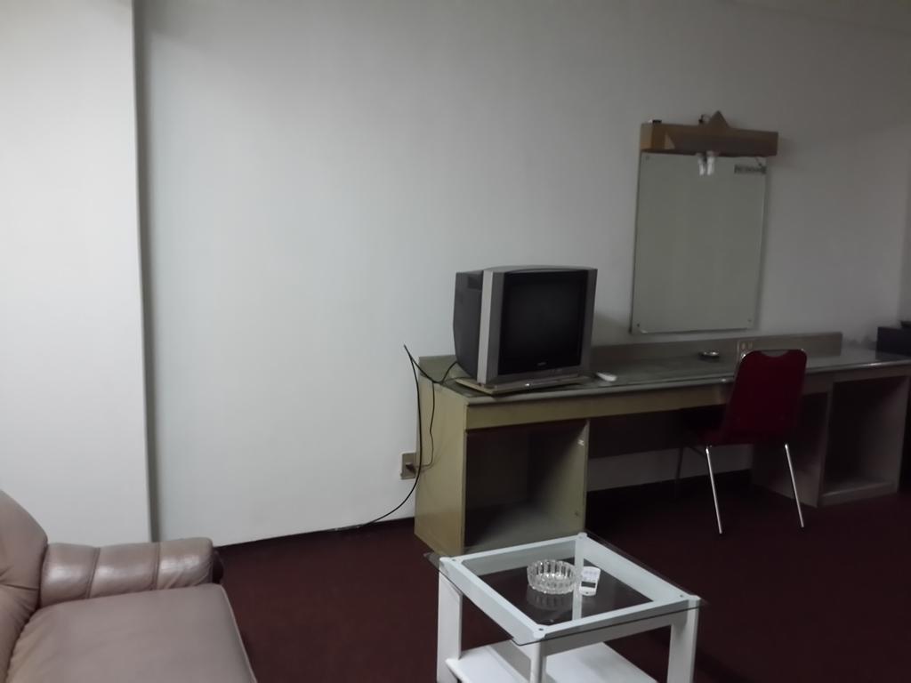 Reddoorz Plus Near Kebayoran Baru Blok S Yakarta Habitación foto
